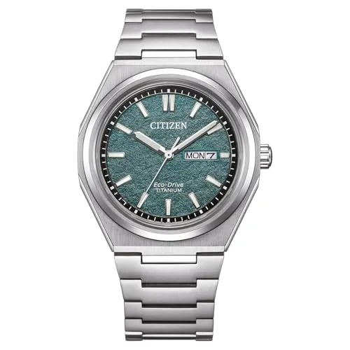 Citizen Titanium AW0130-85XE Herren Eco-Drive - Stilvolle Armbanduhr in Grün - Armbanduhr mit Wasserbeständigkeit bis 100 m, Solar-Uhrwerk und edlem Titan-Gehäuse - perfekt für aktive Männer!
