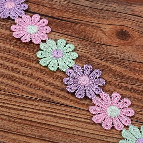 XCSJ 5 Yard 25mm Blumen Spitzenband Spitzenborte Stickerei Dekoband Zierband Borten Bänder Blumenband Gänseblümchen Dekoband Spitzen Spitzenborte Für Hochzeit Deko Handwerk Nähen (lila, rosa, grün)