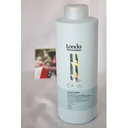 Londa Calm Soothing Conditioner 1000ml - Conditioner für empfindliche Kopfhaut, mit Marula-Öl für sofortige Beruhigung und Schutz colorierter Haare vor dem Ausbleichen. Silikonfrei und hautfreundlich.
