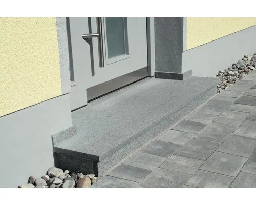 FLAIRSTONE Setzstufe Phönix grau beide kurze Seiten geschliffen und gefast 115 c