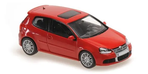Minichamps VW GOLF V R32 2005 - RED 940054500 - 1:43 Modellauto, detailgetreu und ideal für Sammler und Fans des VW Golf R32.