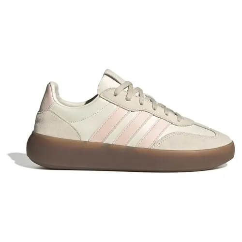 Adidas BARREDA DECODE LUX Damen - Hochwertige Laufschuhe für Frauen - Sneaker mit gepolsterter Zwischensohle für energieeffiziente Schritte und atmungsaktivem Obermaterial für maximalen Komfort und Stil beim Training oder Alltag.