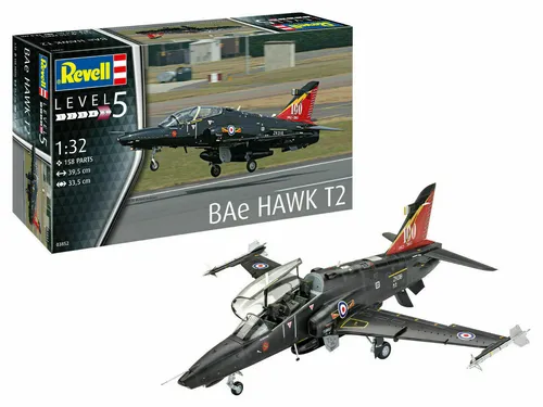 Revell 03852 BAe Hawk T2 Jet-Trainer Bausatz 1/32 - Flugzeuge - Detaillierter Bausatz des BAe Hawk T2 im Maßstab 1:32, ideal für Modellbau-Enthusiasten ab 13 Jahren.