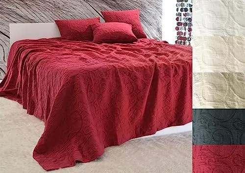 Wohnen & Accessoires GmbH & Co. KG Edle Tagesdecke “Fleur“ Bettüberwurf 100% Baumwolle 180x260 bis 260x300cm - Überwurf Sofa Couch - Rankenmuster - versch. Farben oder Kissen (Rot, 180 x 260 cm)