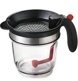 Cuisipro Fetttrennkanne mit Bodenventil von Cuisipro