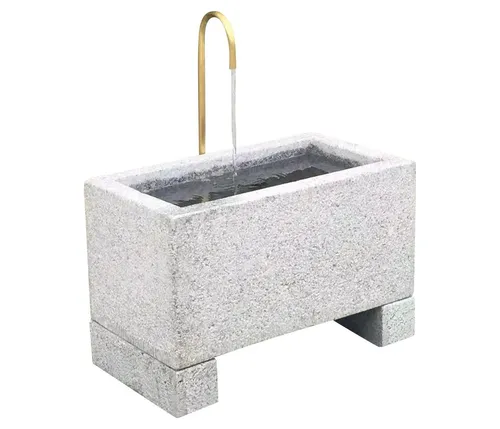 Dehner Gartenbrunnen Salzburg - Moderner Granitbrunnen in Grau/Gold - Brunnen & Kaskaden: Wetterbeständiger Granitbrunnen mit elegantem goldfarbenen Wasserhahn, inklusive Pumpe und Becken für einen harmonischen Wasserkreislauf.