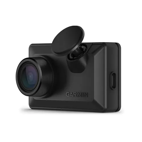 Garmin Dash Cam X110 - Kompakte 1080p Dash-Cam mit Polfilter - Dashcam mit 1080p Auflösung und 140° Sichtfeld. Integrierter Polfilter und 6,1cm-Display, ideal für klare Aufnahmen. Sprachsteuerung und Garmin Drive App-Kompatibilität.