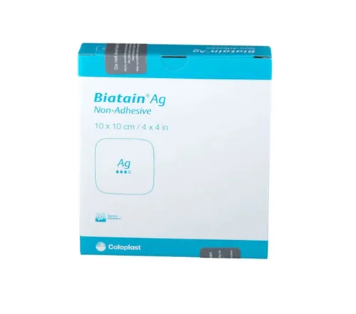 Coloplast GmbH Wundpflaster BIATAIN AG Schaumverband 10x10 cm - Hautfreundlicher Schutzverband - Kompressen & Verbände, fördert die Wundheilung mit Silber-Ionen und bietet effektiven Schutz für empfindliche Haut.
