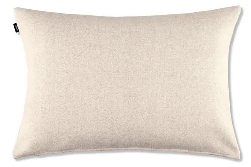 JOOP! Zierkissenhülle in Weiß 40x1 cm - Hochwertige JOOP! Zierkissenhülle in elegantem Weiß, ideal für stilvolle Akzente in Ihrem Zuhause. Maße: 40 cm Breite, 1 cm Höhe. Perfekt für Ihre Dekokissen-Kollektion!