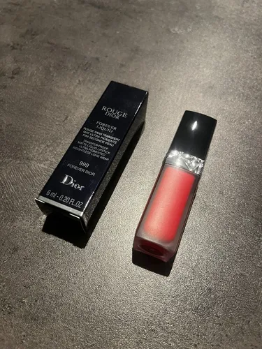 DIOR Rouge Forever Liquid 999 von Lipstick