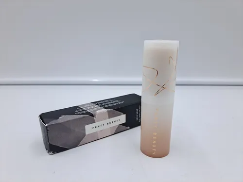 Fenty Beauty Eaze Drop Blur + Smooth Tint Stick 9g (Farbe 3)
