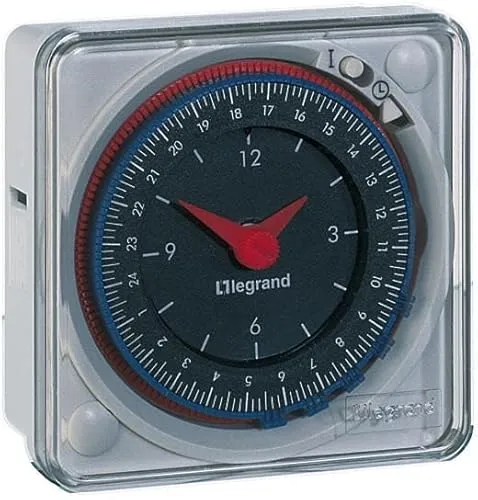 Legrand 49983 EconoRex MT 230V Tageszeitschaltuhr - Analoge Tageszeitschaltuhr mit 1 Kanal, ideal für präzise Steuerung von Geräten, einfach zu montieren und energieeffizient.