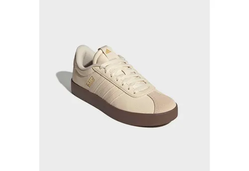 adidas VL Court 3.0 Sneaker in Wonder White-Gold Met. - Stylische adidas VL Court 3.0 Sneaker in Wonder White mit goldenen Akzenten. Ideal für den Alltag und kombiniert Komfort mit trendigem Design. Perfekt für modebewusste Träger! Jetzt entdecken!