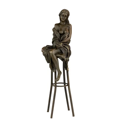 Moritz Bronze Figur: Elegante Frau auf Barhocker, 27 cm - Figuren, Skulpturen & Statuen – Polierte Bronze-Skulptur, ideal für stilvolle Innenräume und ein echter Hingucker.