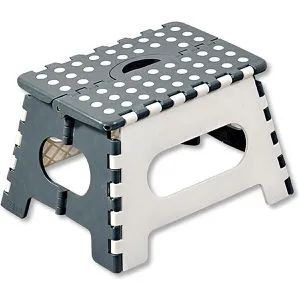 Kesper Tritthocker 70533, klappbar aus Kunststoff, 1 Stufe - Praktischer klappbarer Hocker aus strapazierfähigem Kunststoff, bis 150 kg belastbar. Ideal für den Haushalt und platzsparend verstaut.