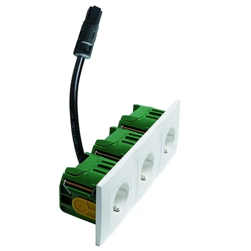 Peha Dreifach Steckdose SCHUKO H 11.6613/673.02RD30 von PEHA