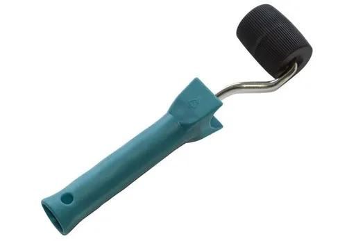 Nespoli Tapetennahtroller 4,5 cm schwarz  Tapezierwerkzeug