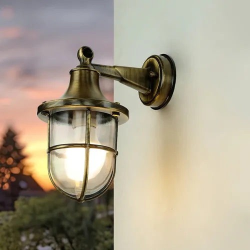 Licht-Erlebnisse Messing Wandlampe IP64 SANTORIN - Rustikale Außenwandleuchte aus massivem Messing und Glas, ideal für mehr Sicherheit auf Wegen und im Garten. Wetterfest, rostfrei und handgefertigt in Premium Qualität – setzt maritim-dekorative Akzente.
