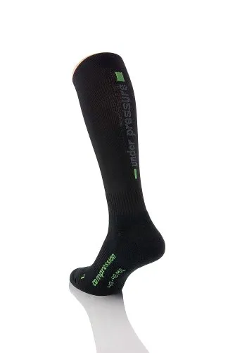 Sport Kompressionsstrumpf 'under pressure' - Allround Kompression 18-21mmHg - Sportsocken mit mittlerer bis starker Kompression für mehr Energie und schnellere Regeneration. Made in Germany, ideal für aktive Sportler.