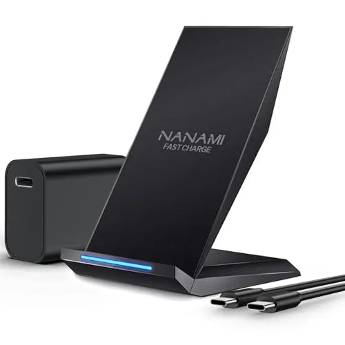 NANAMI Fast Wireless Charger mit 20W PD Adapter - Kabelloses Qi-Ladegerät mit zwei Spulen für effizientes Laden, inklusive 20W Power Delivery Adapter für schnelles Aufladen aller kompatibler Geräte.