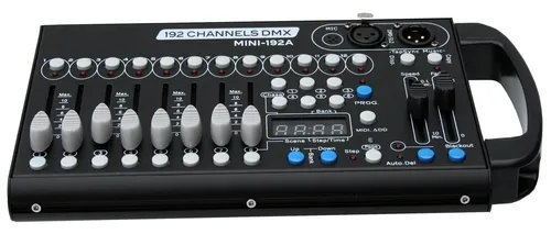 E-Lektron C-192A DMX Controller - Kompakter 192-Kanal Lichtmischer für bis zu 12 DMX-gesteuerte Leuchten, ideal für Bühnen und DJs mit 23 Banken und 184 programmierbaren Szenen.