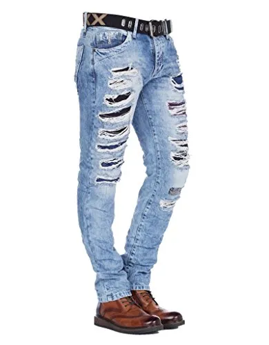 Cipo & Baxx Bequeme Jeans C&B CD131 mit Gürtel - Modische Jeans von Cipo & Baxx, inklusive Gürtel, für optimalen Tragekomfort und einen lässigen Look.