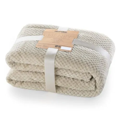 DecoKing Kuscheldecke 170x210 cm Cappuccino Decke Microfaser Wohndecke Tagesdecke Fleece weich sanft kuschelig skandinavischer Stil beige Henry