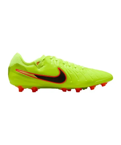 Nike LEGEND 10 PRO AG-PRO - Gelb - Die neuesten Pro Fußballschuhe für Spieler, die im Spiel alles geben. Mit speziellem FlyTouch Pro-Leder für optimale Anpassung und All Conditions Control-Technologie für besten Grip bei jedem Wetter.