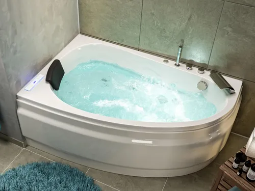 Whirpools bis 3000 Euro von Magnolia Home