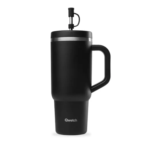 QWETCH Travel Cup – Thermobecher 900ml mit Strohhalm & Henkel – 48h Eisgekühlt / 12h Kalt – Isolierbecher aus recyceltem Edelstahl – Auslaufsicherer Schraubdeckel – Quencher Style – Schwarz
