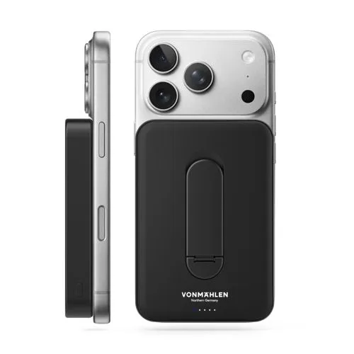 VONMÄHLEN Evergreen Mag Powerbank mit Kickstand – 10.000 mAh Qi2 kompatibel mit MagSafe - Praktische Powerbank mit integriertem Standfuß für freihändiges Laden und Streamen. Starke Magnete halten dein Smartphone sicher, während du bis zu 15 W kabellos lädst. Ideal für unterwegs mit langlebigem Akku und nachhaltiger Bauweise.