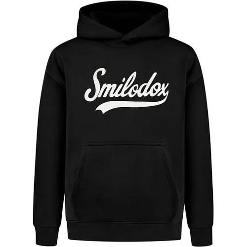 Smilodox Hoodie Lorik Oversize - Oversize Kapuzenpullover in Schwarz mit auffälligem Frontprint. Hergestellt aus weichem, flauschigem Stoff und mit praktischer Kängurutasche – ideal für den Alltag und den Streetstyle.