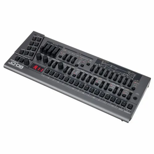 Roland JD-08 - Tabletop-Synthesizer, kompaktes Modul mit 128-stimmiger Polyphonie und 108 Wellenformen für kreative Klangerzeugung; inklusive 64 Original-Presets und USB-C Audio/MIDI-Interface für einfache Integration.