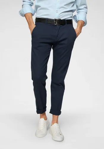 Marc O'Polo Herren Chinohose mit Stretch-Anteil, Blau (Total Eclipse) - Wanderhosen mit Shaped Fit: Sportliche Eleganz trifft auf hochwertigen Tragekomfort dank 98% Bio-Baumwolle und Stretch für optimale Bewegungsfreiheit.