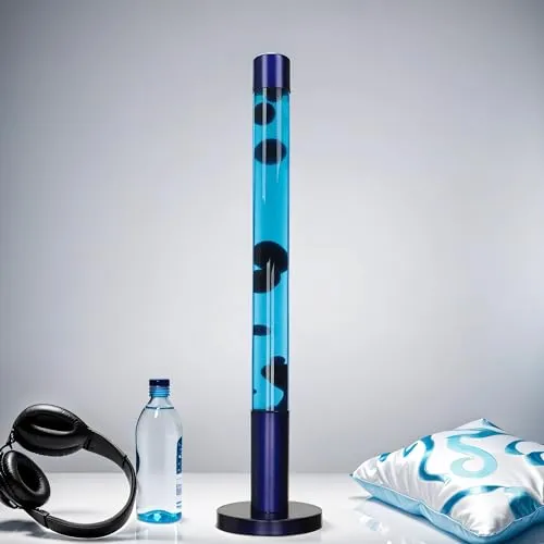 Licht-Erlebnisse XXL Lavalampe Groß Blau Lila – Retro Stehlampe mit Kabelschalter - Die beeindruckende XXL Lavalampe in Blau und Lila sorgt für stimmungsvolle Lichtakzente und eine entspannte Atmosphäre. Ideal als Blickfang im Wohnzimmer oder für Partys. Inklusive Leuchtmittel und Ersatz.