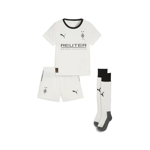 Puma BMG Home Minikit (98) (779762) - Kinder Fußballtrikot - Sportliches Puma BMG Home Minikit für Kinder, perfekt für junge Fußballfans und ideal für das Spielen im Freien oder im Verein.