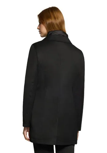 Gil Bret Kurzmantel mit heraustrennbarem Westeneinsatz in Schwarz, Größe 38 - Eleganter Damen Kurzmantel von Gil Bret mit tailliertem Schnitt und klassischem Reverskragen. Der heraustrennbare Westeneinsatz bietet vielseitige Kombinationsmöglichkeiten für jeden Anlass.
