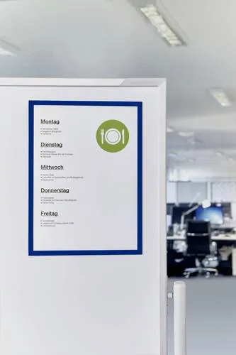 magnetoplan magnetofix-Sichtfenster DIN A3 in blau von magnetoplan