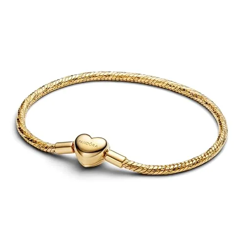 PANDORA Moments Facettiertes Schlangen-Gliederarmband - Armband für Damen, 14K vergoldet mit gravierbarem Herzverschluss - perfekt für individuelle Gestaltung und personalisierte Geschenke.