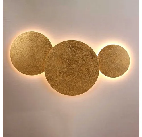 s.luce Cloud LED Wandleuchte - Indirekte Wandlampe in Blattgold - Elegante flache Wandleuchte mit warmweißem LED-Licht, ideal für stimmungsvolle Akzentbeleuchtung. Dimmbarkeit sorgt für perfektes Ambiente. Erweiterbar für kreative Lichtgestaltungen.