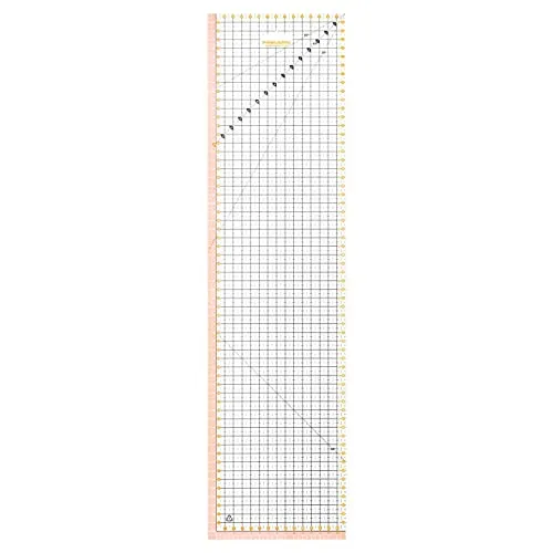 Produktbild Fiskars Patchwork-Lineal, 15 x 60 cm, Hervorgehobene 1-cm-Nahtzugabe, Unterbrochene Halbzentimeter-Rasterlinien, Winkel-Linien, PET-Kunststoff, 1066360