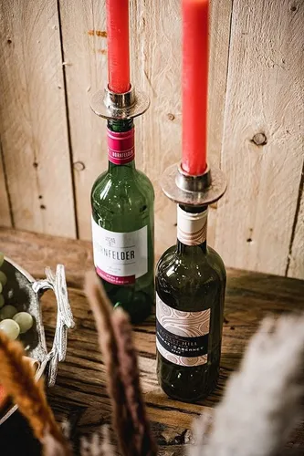 Michael Noll Kerzenhalter Bottle - Exklusiver Kerzenständer aus Aluminium - Kerzenständer aus Aluminium, verwandelt jede Weinflasche in ein Design-Objekt. Ideal für besondere Anlässe oder gemütliche Abende. Handgefertigt und langlebig.