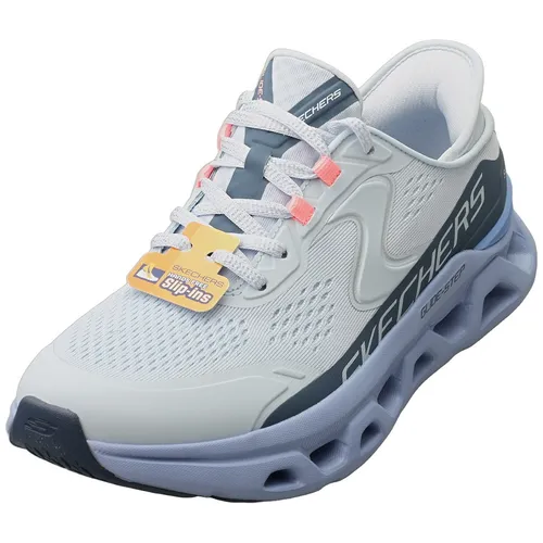 Skechers Damen Sneaker Glide-Step Altus in Hellblau - Bequeme Damen Sneaker mit Slip-In Funktion und dämpfender Glide-Step Sohle. Ideal für den Alltag, ausgestattet mit Air-Cooled Memory Foam für zusätzlichen Komfort.