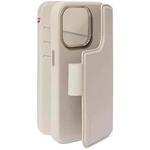 Decoded 2-in-1 Abnehmbare Schutzhülle für Apple iPhone 15 Pro - Hochwertiges Europäisches Leder - Kartenhalter Hülle - Lederhülle - MagSafe-Kompatibel - Microfiber Lining - Clay Beige