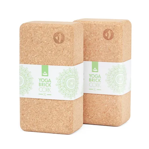 bodhi 2er Set Yogaklotz Kork XL - XL Yogaklotz aus Kork für mehr Stabilität und Halt in Asanas. Ideal für Anfänger, um den Boden näher zu bringen und Balance zu halten. Natürliches Material, formstabil und leicht – perfekt für dein Yoga-Training.