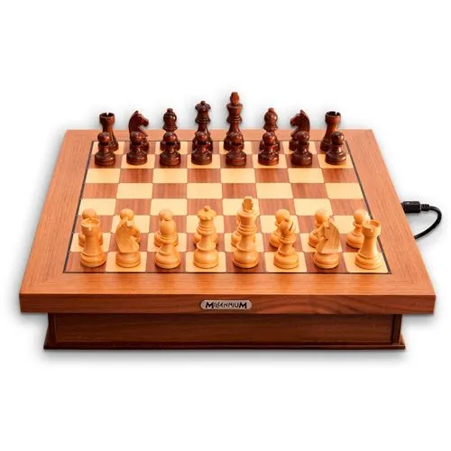 MILLENNIUM Exclusive Luxe Edition M843 - Luxuriöses E-Board mit automatischer Figurenerkennung, ideal für Online-Schach und komfortables Spielen