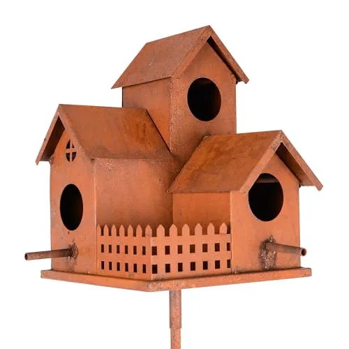 UNUS Vogelhaus aus Metall in Rostoptik mit Stab, 132 cm - Nistkästen: Dekoratives Vogelhäuschen aus wetterfestem Metall, 132 cm hoch für stabilen Stand im Garten, ideal für Vögel und als Blickfang in Ihrem Außenbereich.
