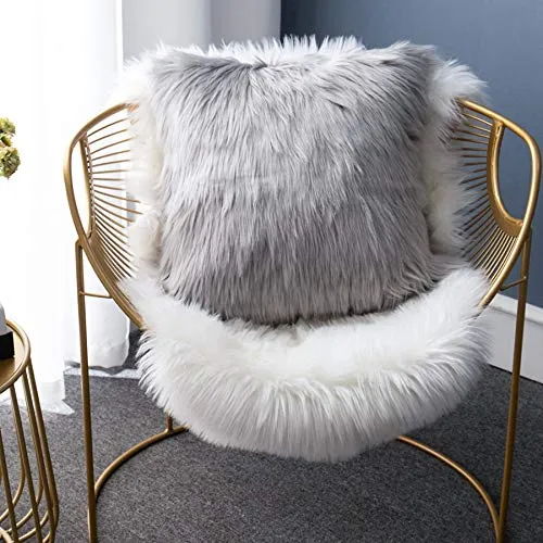 LIGICKY Kunstfell Kissenbezug Einfarbig Plüsch Weich Künstlich Pelz Throw Kopfkissenbezug Kissenhülle Dekorative Quadrat Kissen Dekokissen für Sofa Schlafzimmer Auto, 45 x 45 cm Grau