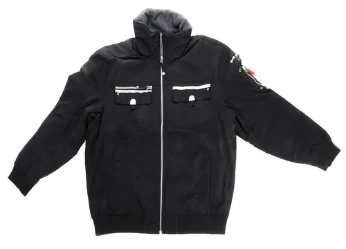 MAN Blouson gefüttert in Schwarz - Größe XXL mit vielen Taschen - Praktischer und stylischer Blouson für Männer in Größe XXL. Mit vielen Taschen und Zipperschlaufen für sicheren Halt. Ideal für kalte Tage dank warmem Fleece-Kragen und robustem Material.