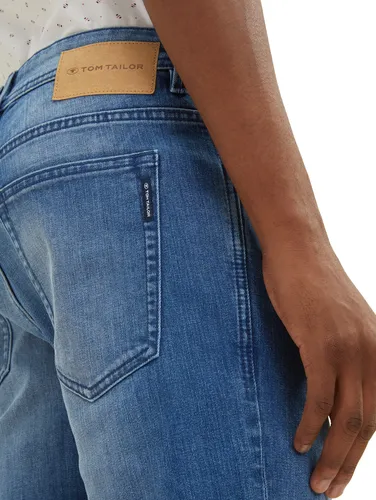 TOM TAILOR Herren Josh Regular Slim Jeans mit Coolmax®-Funktion - Klassische 5-Pocket Jeans im Regular Slim Fit mit Coolmax®-Funktion: ideal für ganzjährigen Tragekomfort. Stretch-Anteil sorgt für optimale Bewegungsfreiheit.